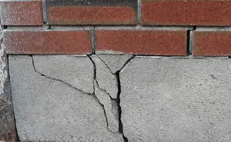 Concrete foundation with serious structural damage in ,